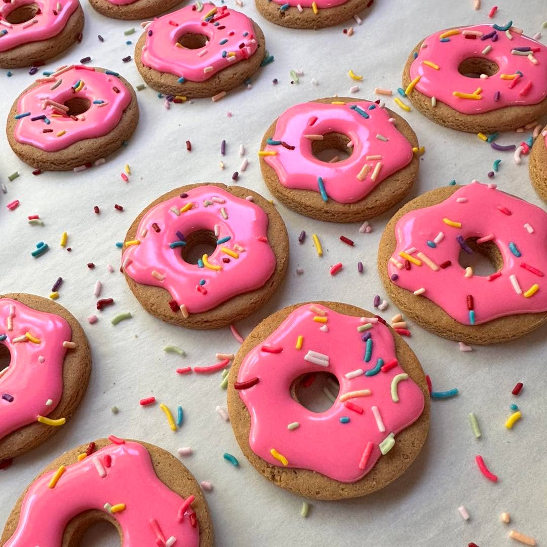 Simpson's Donut Dog Cookie | Doesn't Melt