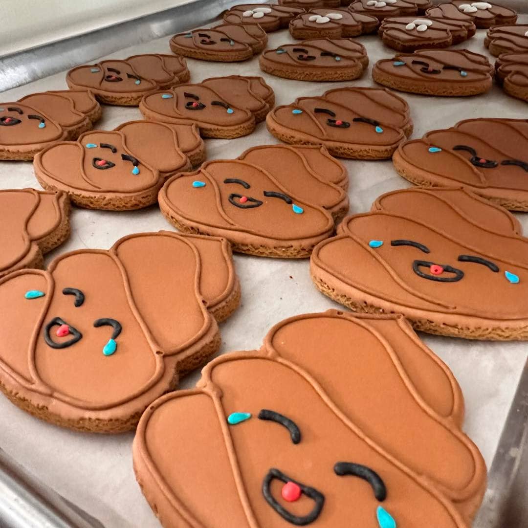 Poop Emoji Dog Cookie | Doesn't Melt