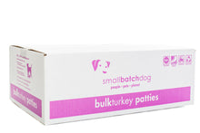 Cargar imagen en el visor de la galería, SmallBatch Frozen Turkey
