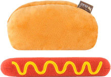 Load image into Gallery viewer, P.L.A.Y. American Classic Toy - Hot Dog
