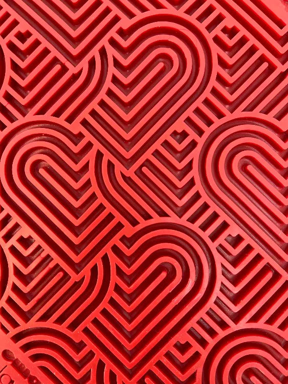 SodaPup Lick Mat "Love" Heart Design